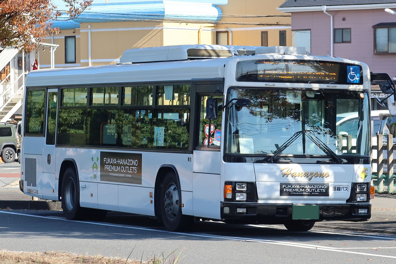 ショッピングモールの送迎バス 〜 画像5