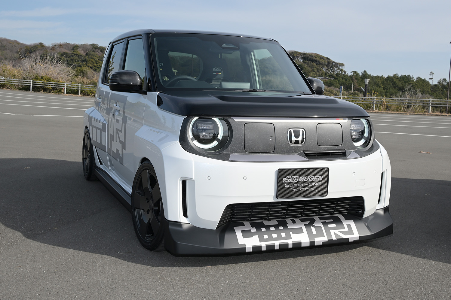 無限とホンダアクセスが発売前の「Super-ONE」をカスタマイズ 〜 画像5