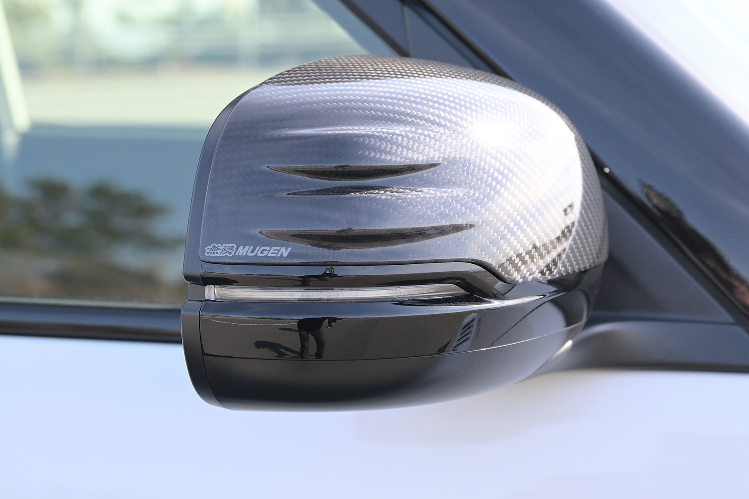 無限とホンダアクセスが発売前の「Super-ONE」をカスタマイズ 〜 画像25