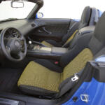 【画像】じつは日本の「タイプＳ」とは全然別モノ！　「S2000」に設定された「CR」の贅沢すぎる中身 〜 画像6