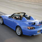 【画像】じつは日本の「タイプＳ」とは全然別モノ！　「S2000」に設定された「CR」の贅沢すぎる中身 〜 画像9