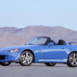 【画像】じつは日本の「タイプＳ」とは全然別モノ！　「S2000」に設定された「CR」の贅沢すぎる中身 〜 画像16