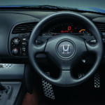 【画像】じつは日本の「タイプＳ」とは全然別モノ！　「S2000」に設定された「CR」の贅沢すぎる中身 〜 画像42