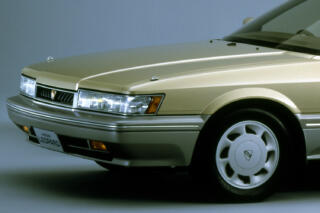 ドラマや映画で劇中車が目立たなくなったワケ