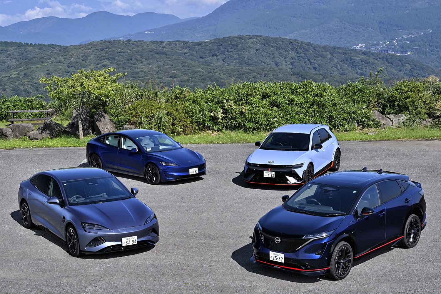 国内外のEVラインアップ