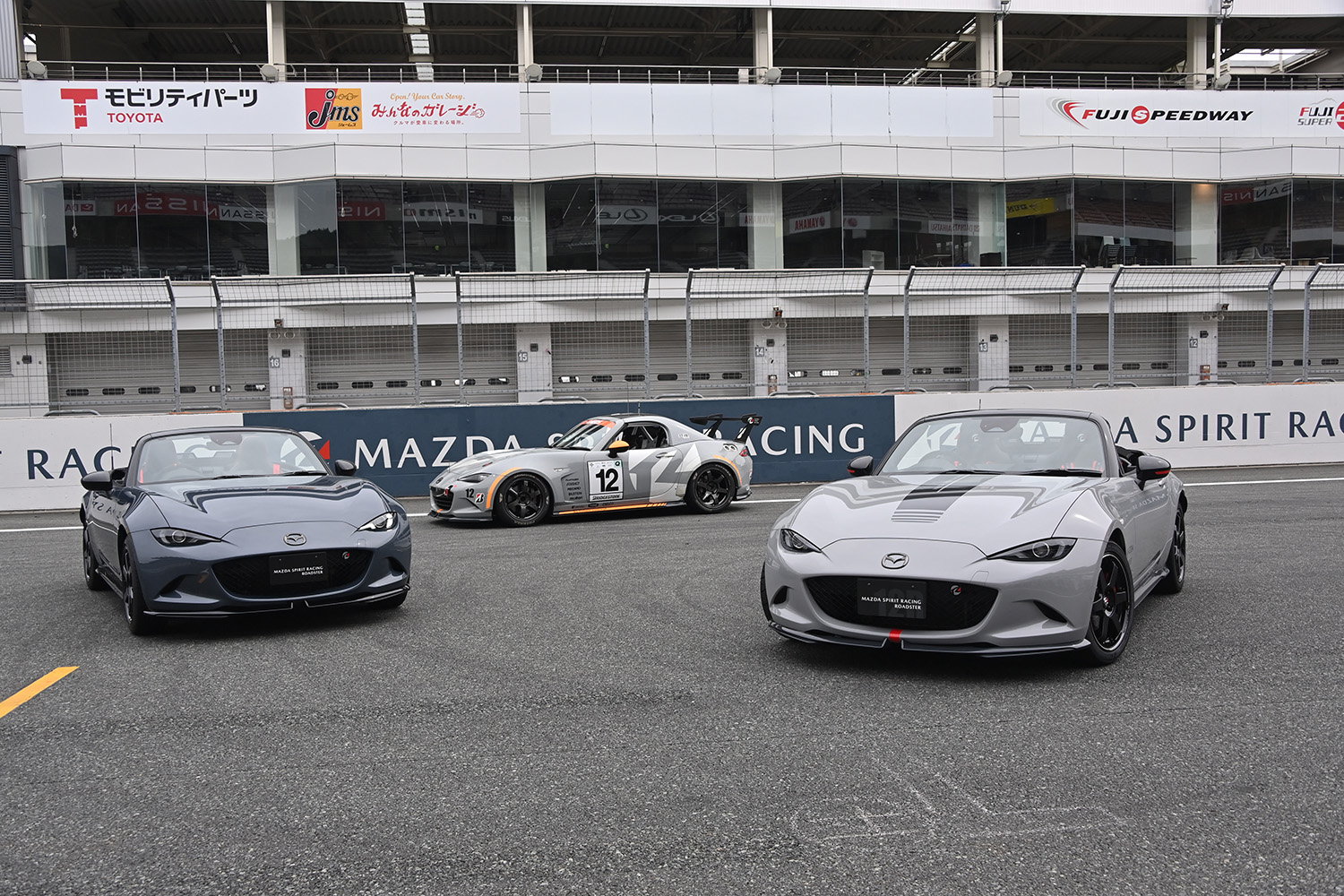 マツダスピリットレーシングロードスターとS耐マシン