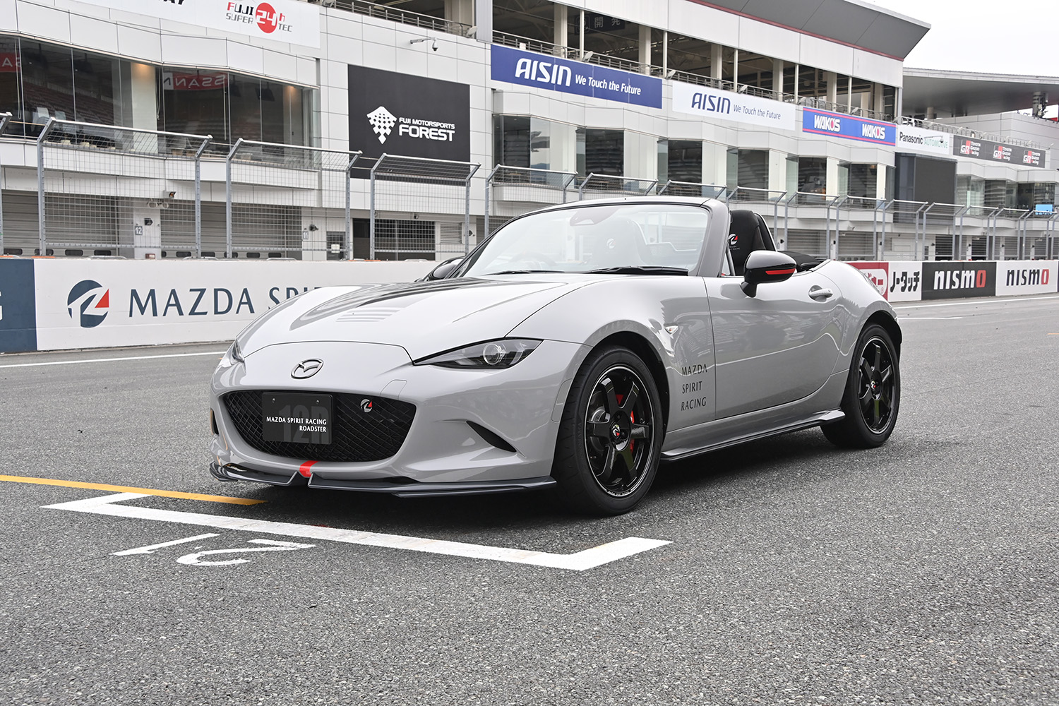 マツダスピリットレーシングロードスターが高価な理由 〜 画像12