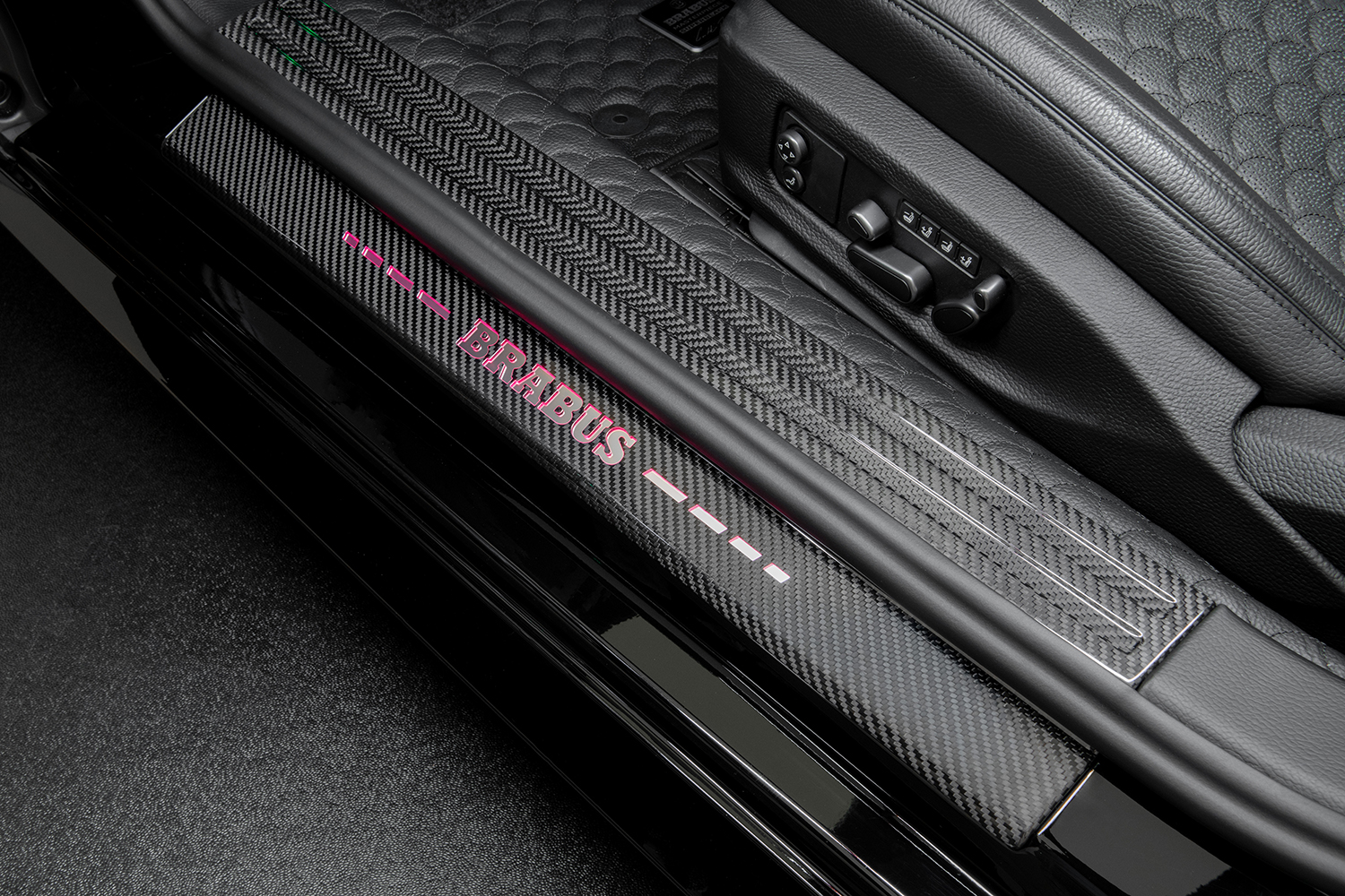 ベントレーをベースにブラバスが手がけた「900」シリーズ 〜 画像8