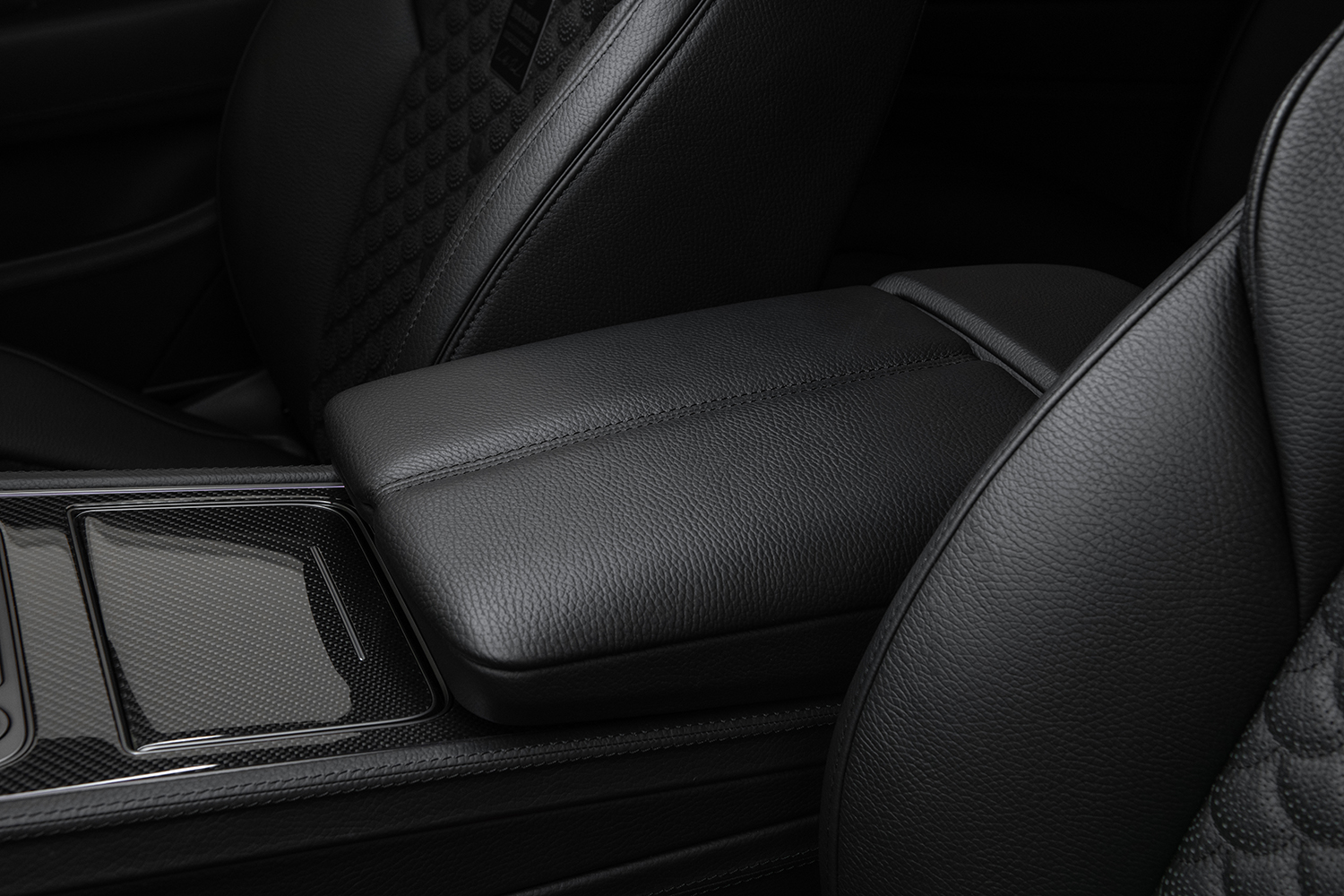 ベントレーをベースにブラバスが手がけた「900」シリーズ 〜 画像13