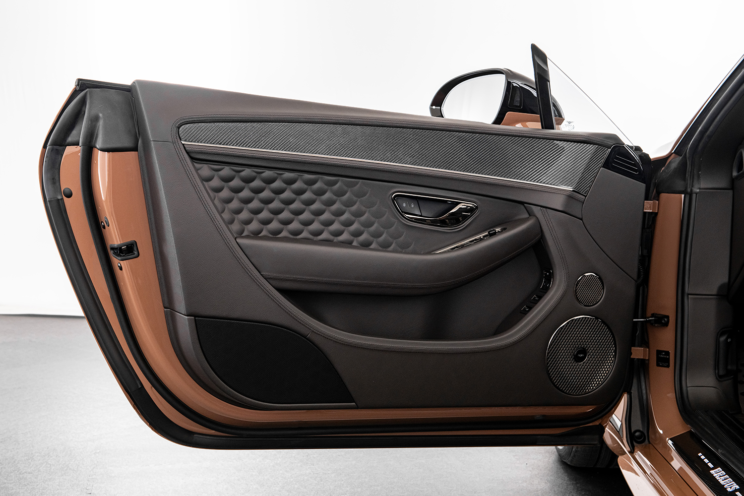 ベントレーをベースにブラバスが手がけた「900」シリーズ 〜 画像53