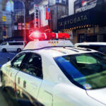 1月10日は「110番の日」……それって110番に電話する案件？　運転中のトラブル時にかけるべき「じゃない」２つの番号