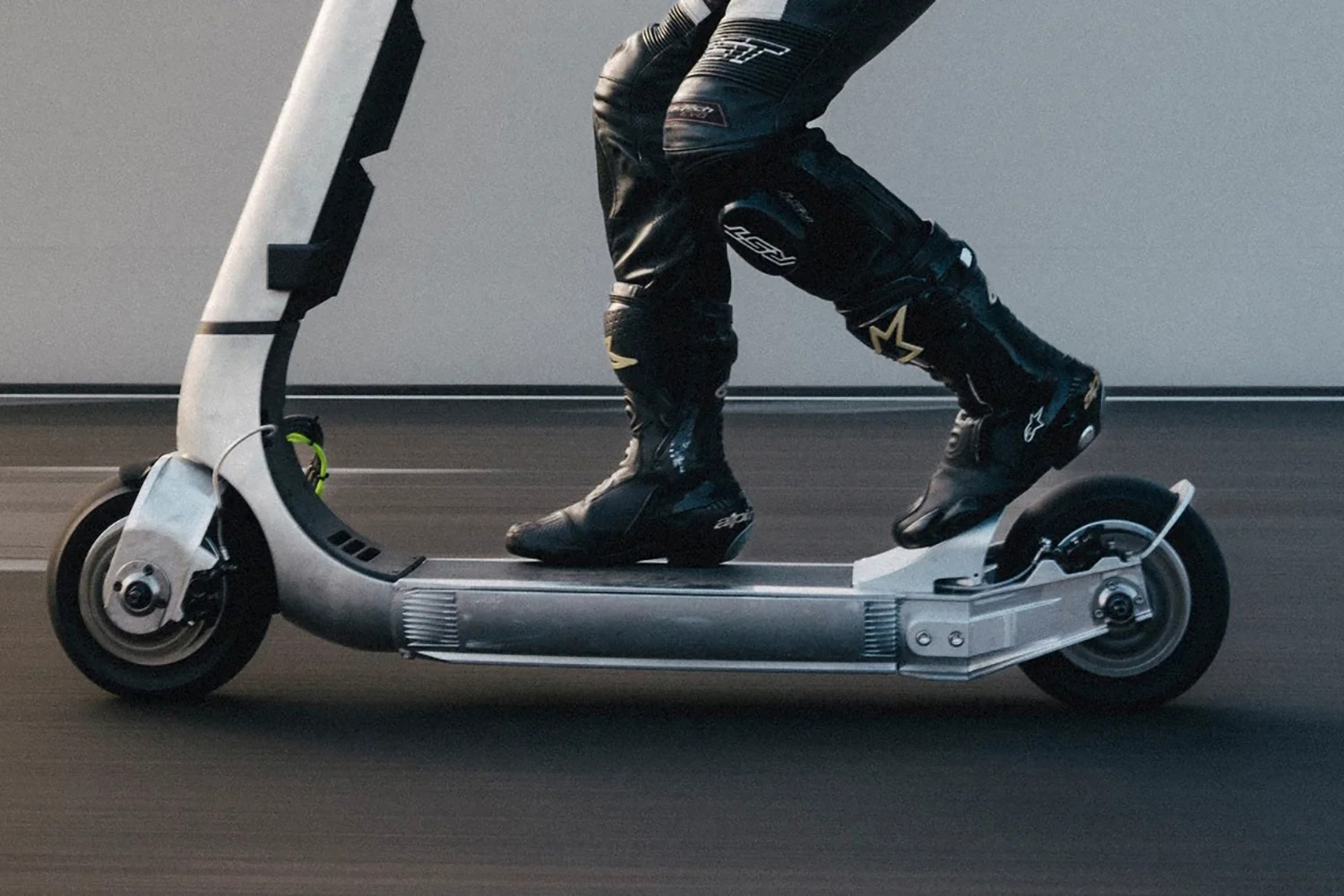 世界最速の電動キックボード「The Turbo」 〜 画像10