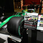 【画像】新車スポーツカーからカスタムSUVまでマッチングは良好！　５台のプレミアムスポーツカーがお出迎えする横浜ゴムは「アドバンスポーツV107」を激推し【東京オートサロン2026】 〜 画像8