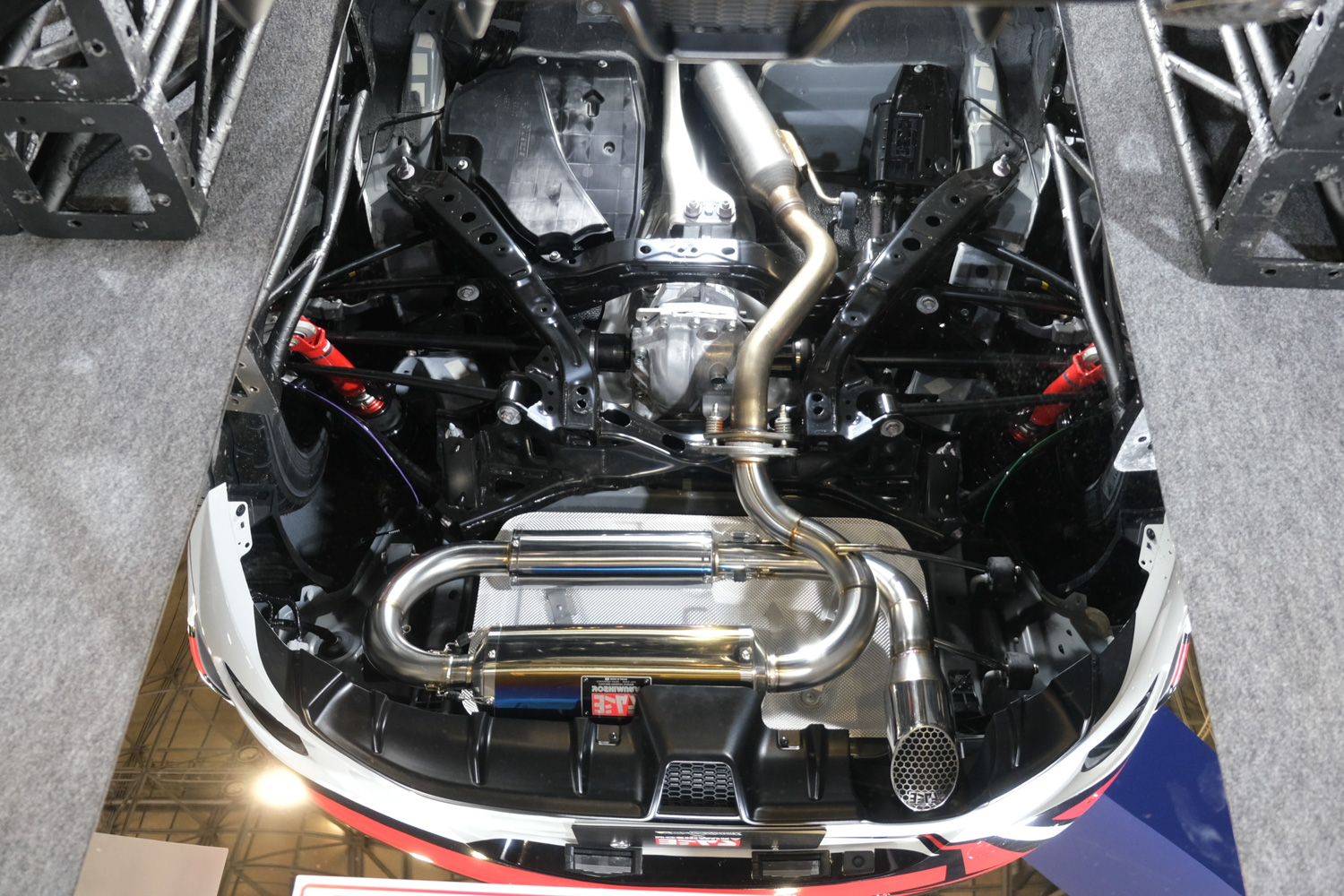 足元のおしゃれを楽しむなら老舗ホイールメーカー「weds」ブースへ行くべし【東京オートサロン2026】 〜 画像10