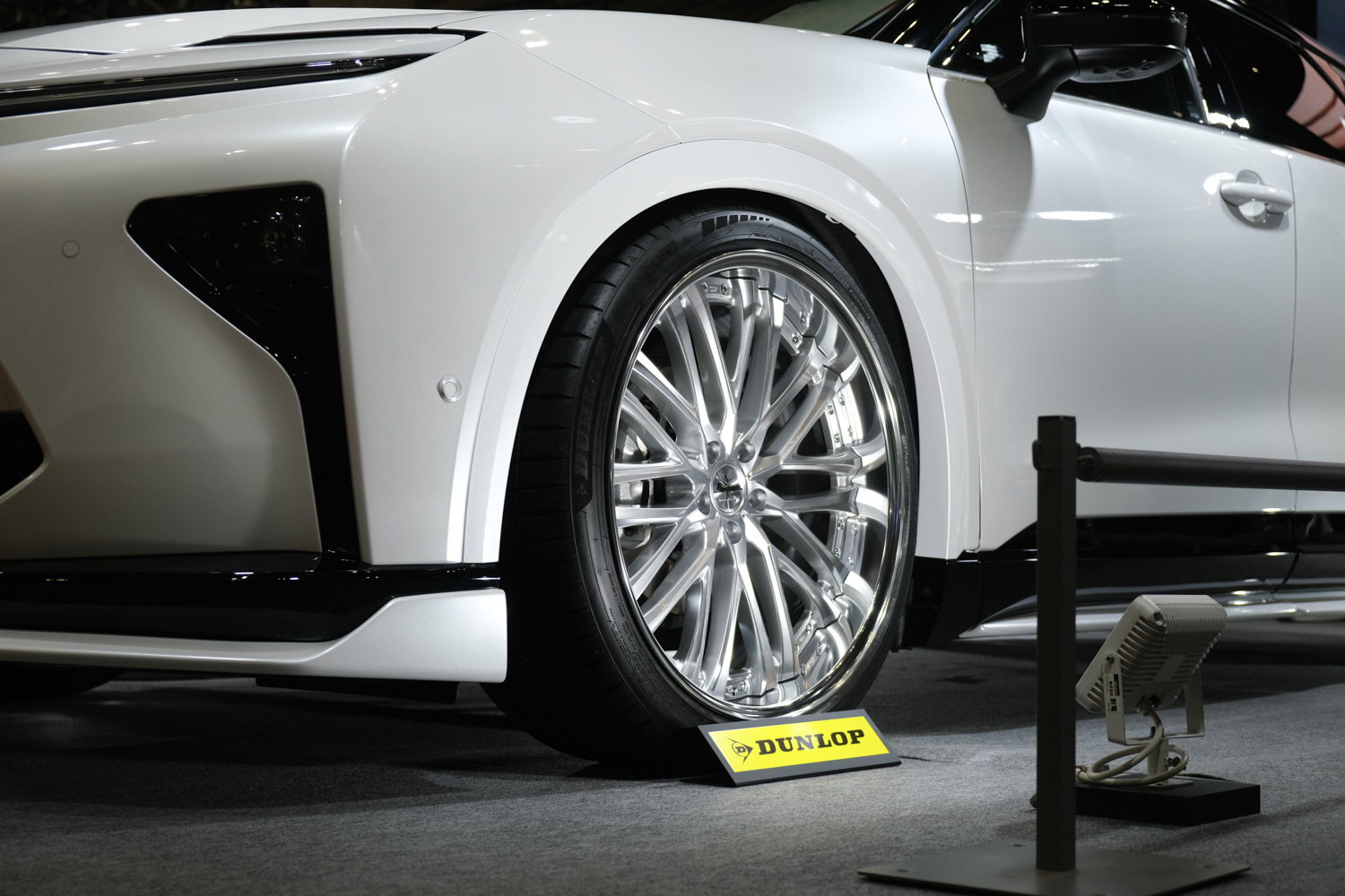 足元のおしゃれを楽しむなら老舗ホイールメーカー「weds」ブースへ行くべし【東京オートサロン2026】 〜 画像27