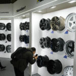 【画像】ホイール次第でクルマの印象がまったく変わることを教えてくれる！　足元のおしゃれを楽しむなら老舗ホイールメーカー「weds」ブースへ行くべし【東京オートサロン2026】 〜 画像47