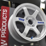 【画像】もはやレイズのホイール美術館！　押しも押されもせぬ名ホイール「TE37」30周年の記念展示が圧巻の内容【東京オートサロン2026】 〜 画像16