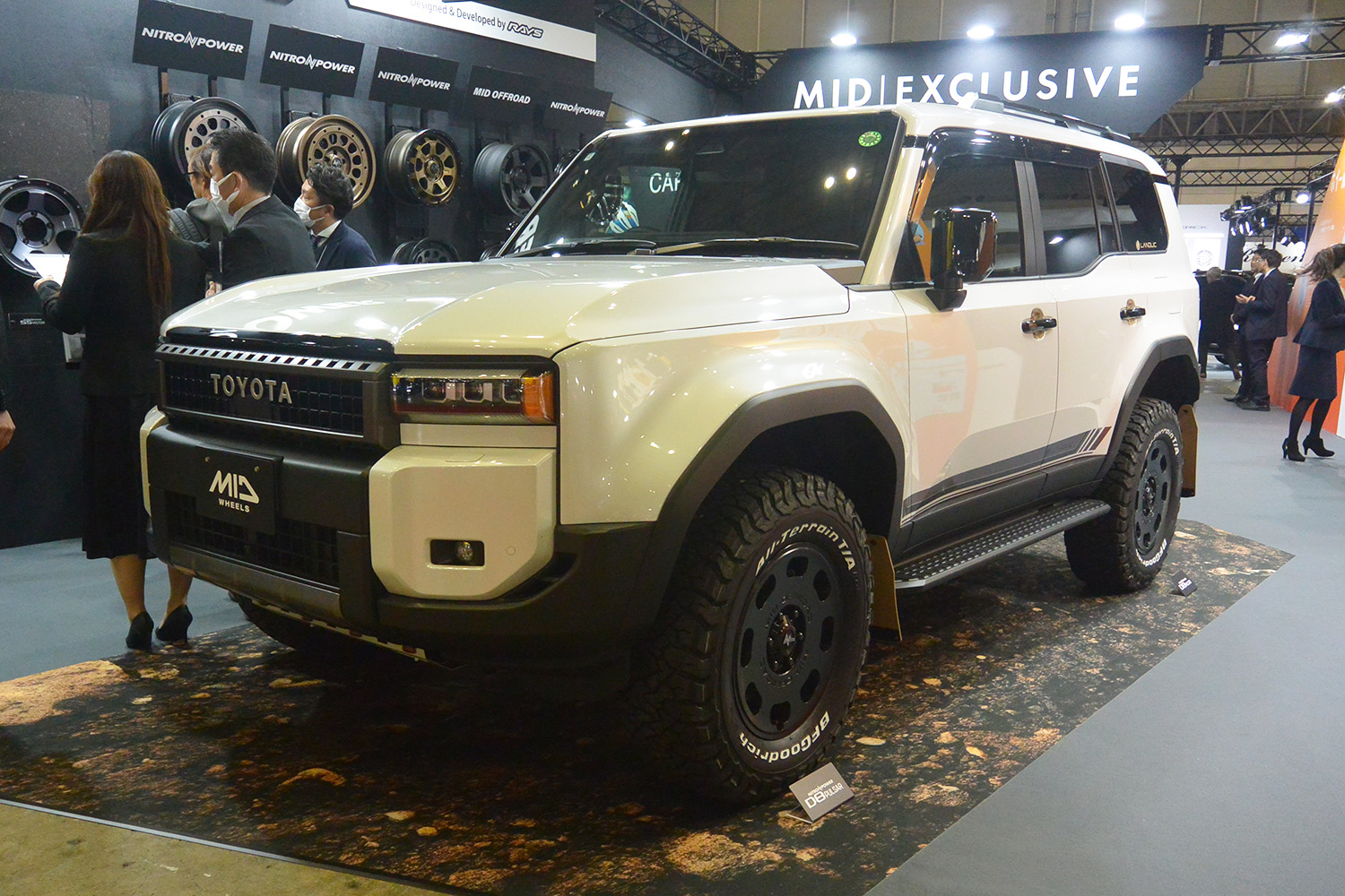 東京オートサロン2026に出展しているの「MID」ブース