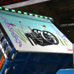 【画像】昭和オヤジ感涙必至のミニ「トラック野郎」⁉︎　ダイハツが「軽のデコトラ」を本気で大発明した狙いとは【東京オートサロン2026】 〜 画像14