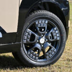 【画像】【試乗】スーパーハイトワゴンの使い勝手と悪路走破性を併せもつ！　新型デリカミニは誰もが買って間違いなしのオールラウンダー 〜 画像14