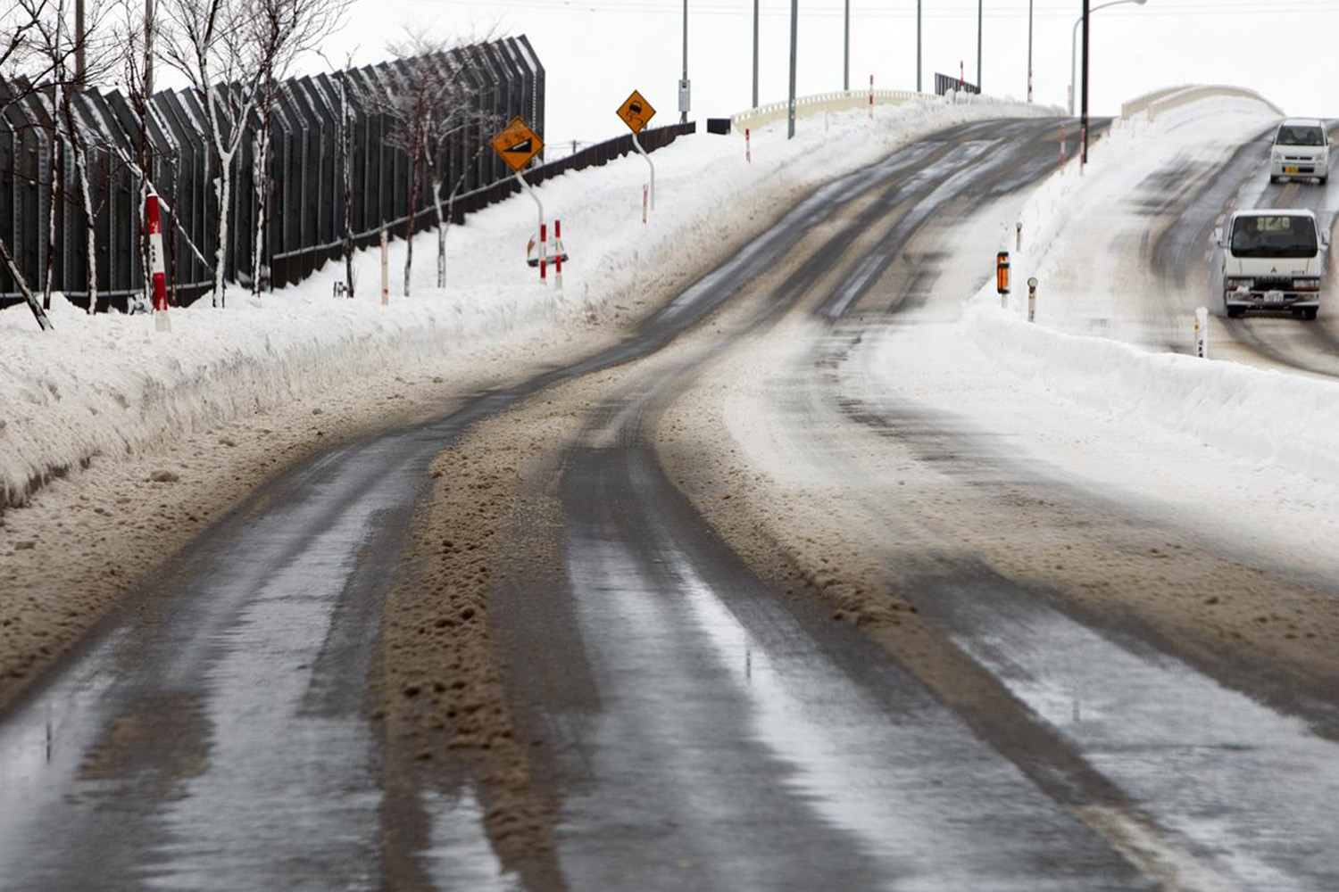 1月25日「日本最低気温の日」に振り返る冬の駐車と雪国ドライブの対策とは 〜 画像6