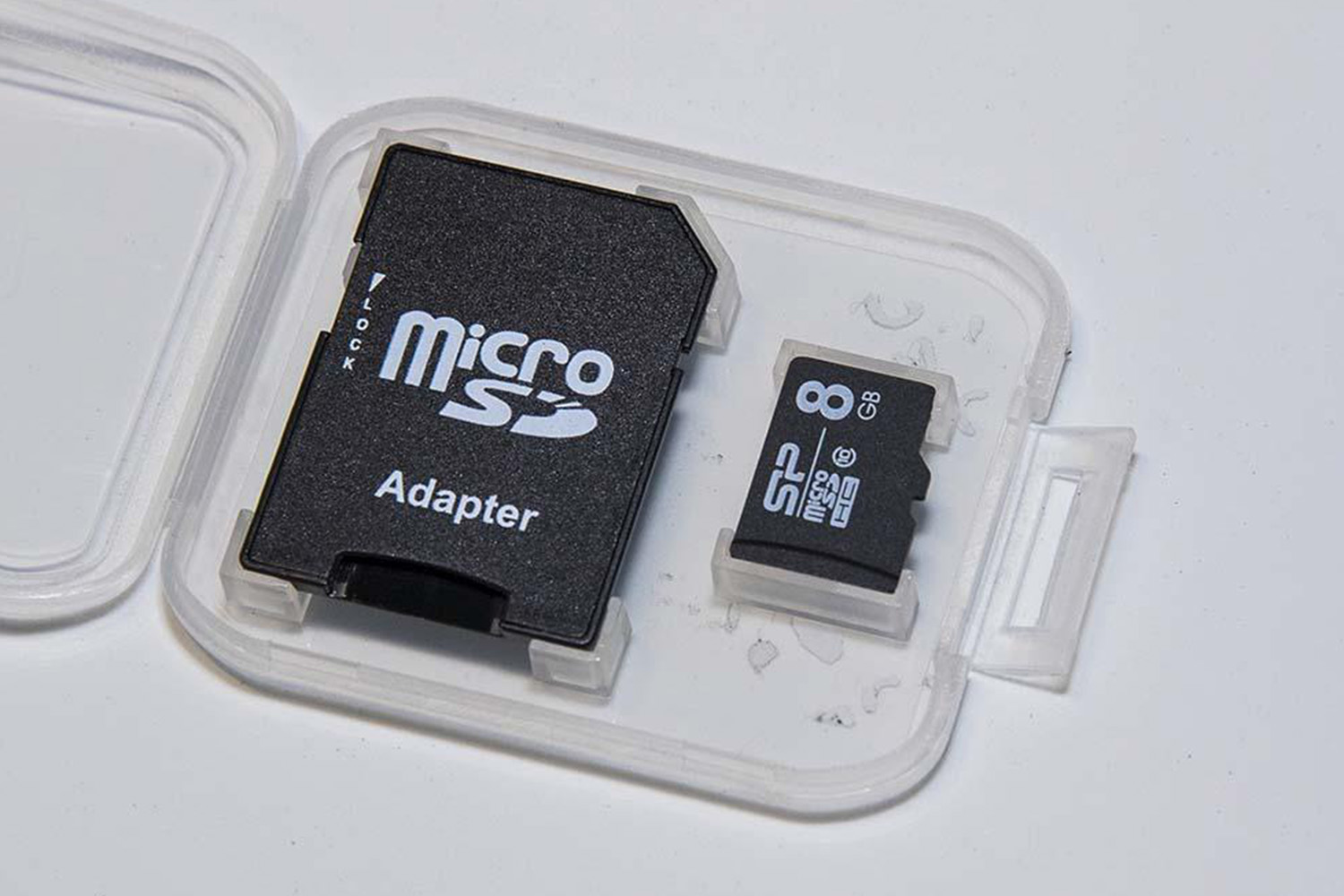 「データ・プライバシーの日」に見直したい車内の個人データを掃除をするポイントとは 〜 画像3