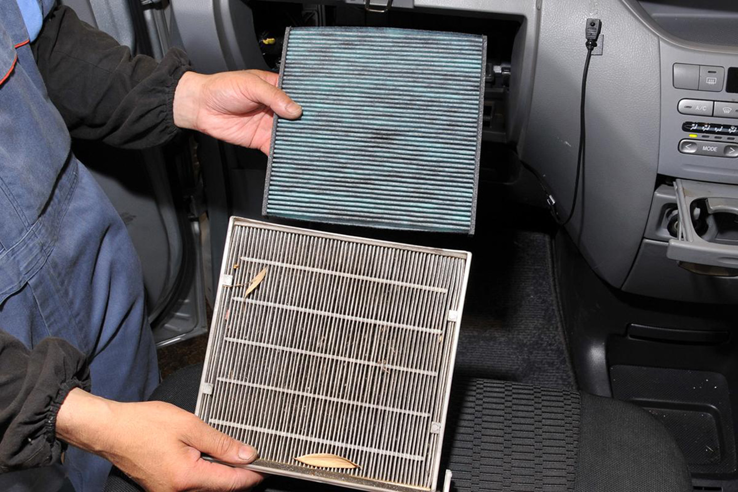 クルマのエアコンフィルター