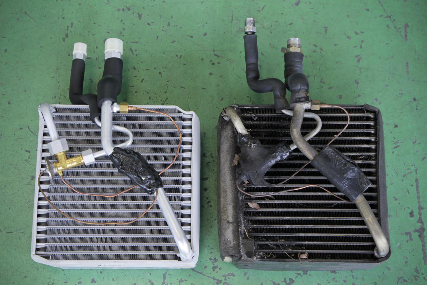 エバポレーターを取り外した様子