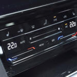 クルマは臭いとの闘いが避けられない！　２月１日「ニオイの日」に対策したい車内浄化!!