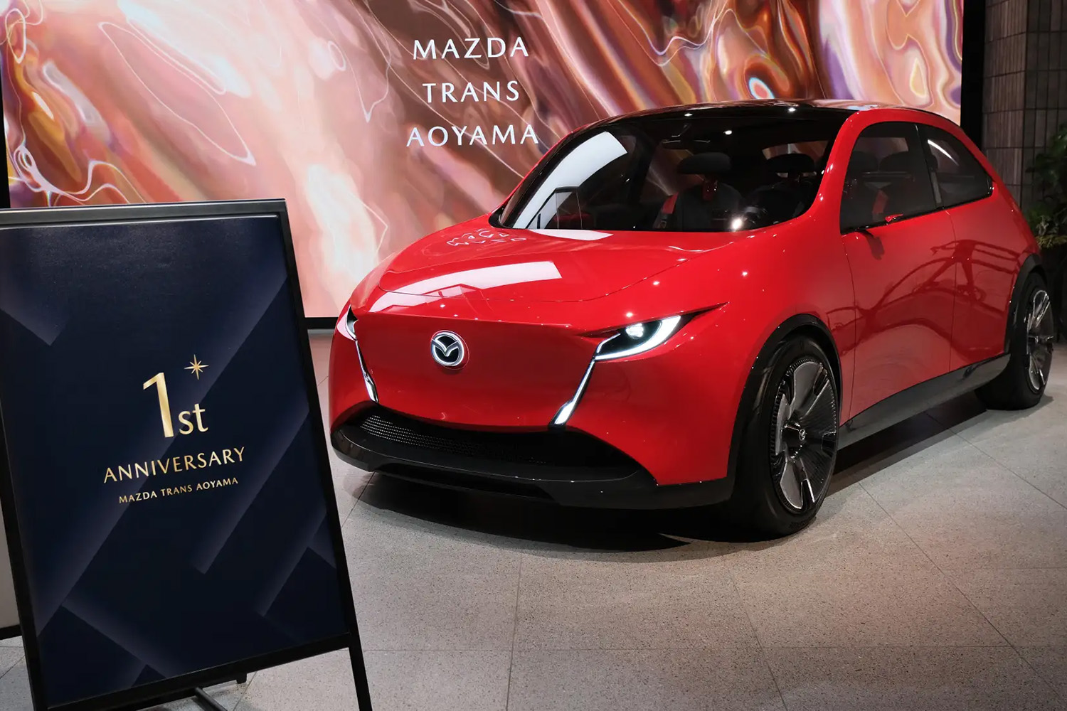 ジャパンモビリティショー2025で注目を集めたコンセプトカー「MAZDA VISION X-COMPACT」
