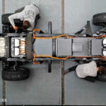 【画像】「ディフェンダーをEV化」はわかる！　でも6400Nmって何かの間違いじゃ……な狂気のレストモッド「パンテラ」が爆誕 〜 画像3