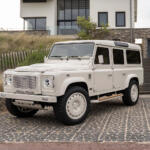 【画像】「ディフェンダーをEV化」はわかる！　でも6400Nmって何かの間違いじゃ……な狂気のレストモッド「パンテラ」が爆誕 〜 画像28