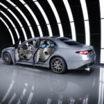 【画像】Ｓクラスのマイチェンが常識の範囲を軽く超えてる！　全構成パーツの50％以上を刷新した別モノが降臨 〜 画像31