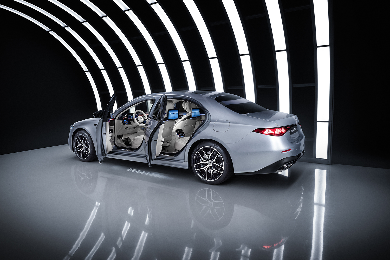 メルセデス・ベンツから新型Sクラスが登場 〜 画像31