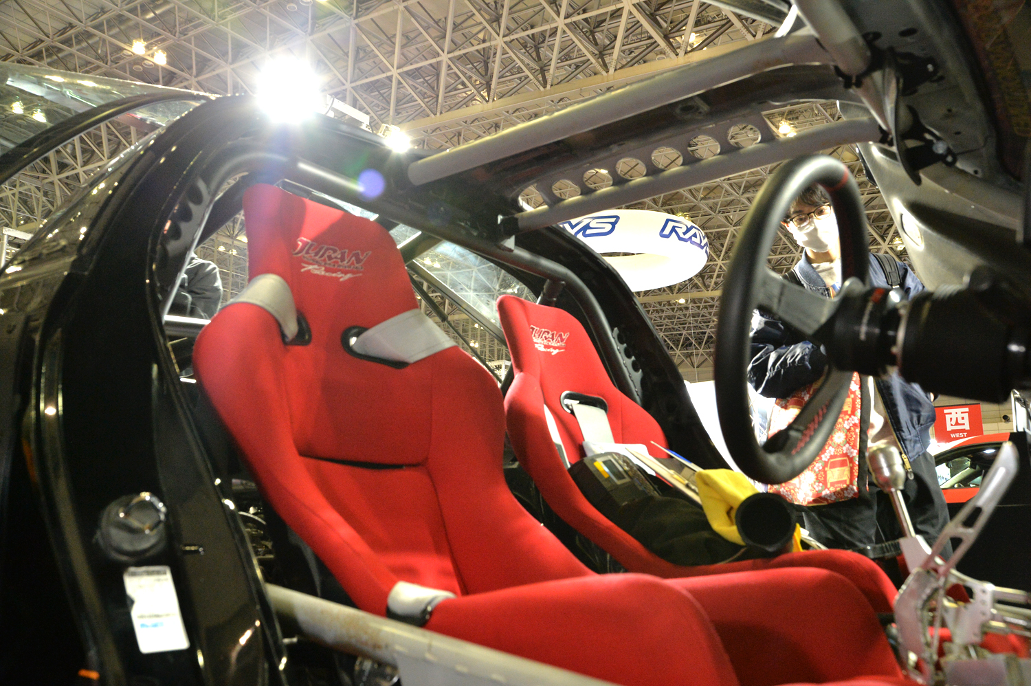 ツインエンジン化されたトヨタ・セラが東京オートサロンに見参 〜 画像18