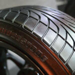 【画像】ブリヂストンのブースで鬼目立ちだったのは真紅のポルシェ959！　名だたるスーパーカーメーカーに認められた初代「RE71」伝説とは【東京オートサロン2026】 〜 画像8