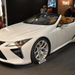 【画像】ラグジュアリーと継承を両立する挑戦！　TOM’Sが提示したまったく異なるふたつの価値に迫る【東京オートサロン2026】 〜 画像5