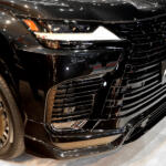 ラグジュアリーと継承を両立する挑戦！　TOM'Sが提示したまったく異なるふたつの価値に迫る【東京オートサロン2026】