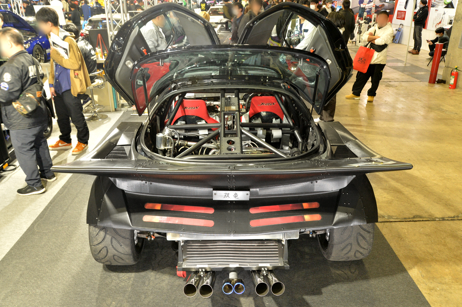 THE TWIN DRAGON 双竜＜第二形態＞のリヤまわり