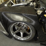 【画像】フロントに日産のSR20VETでリヤにはホンダK20Aのツインエンジン！　バタフライドアのトヨタ・セラがとにかくすごいことになっていた 〜 画像9