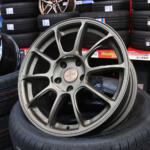 【画像】RAYSの絶大な人気にあやかって……RAVSってダメだろ！　台湾では怪しすぎるパクリホイールが堂々と売られていた 〜 画像24