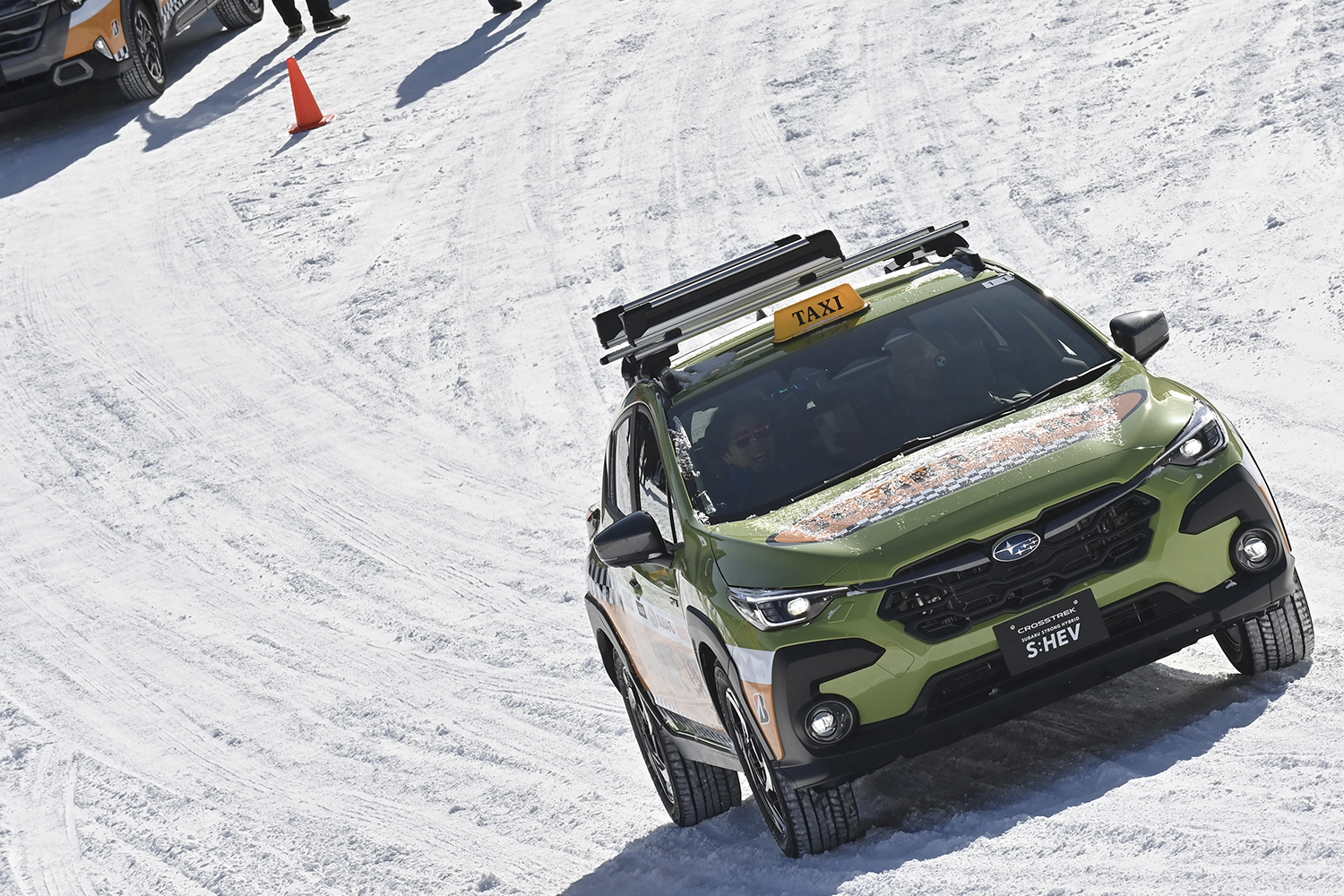 スバルの聖地群馬県で初となるゲレンデタクシーを開催