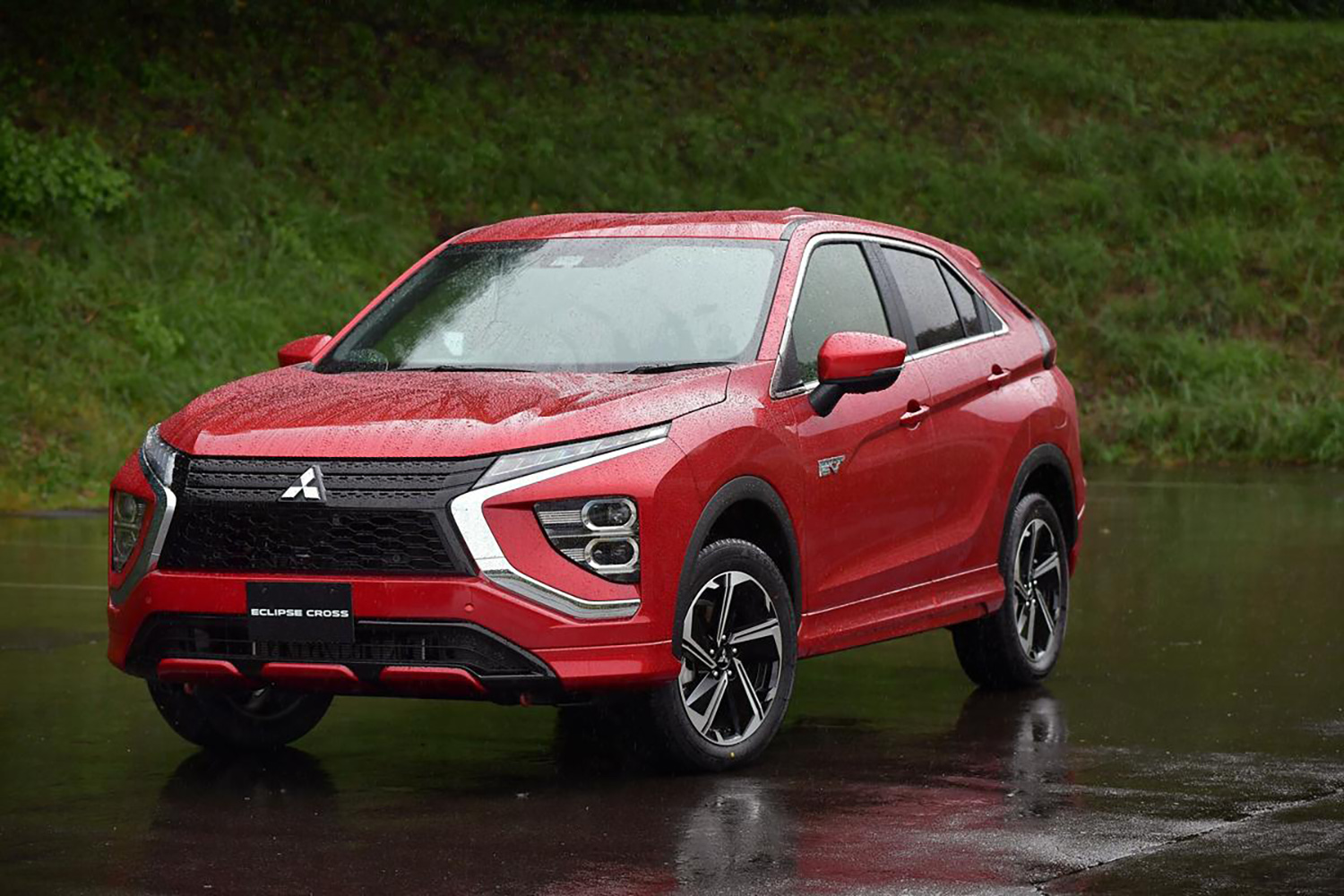 三菱 エクリプスクロス