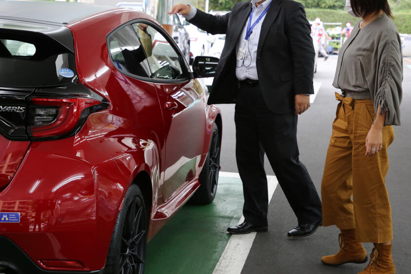 クルマの知識が薄いセールスマンってあり？　それでも成り立つイマドキ「新車販売現場」の現状