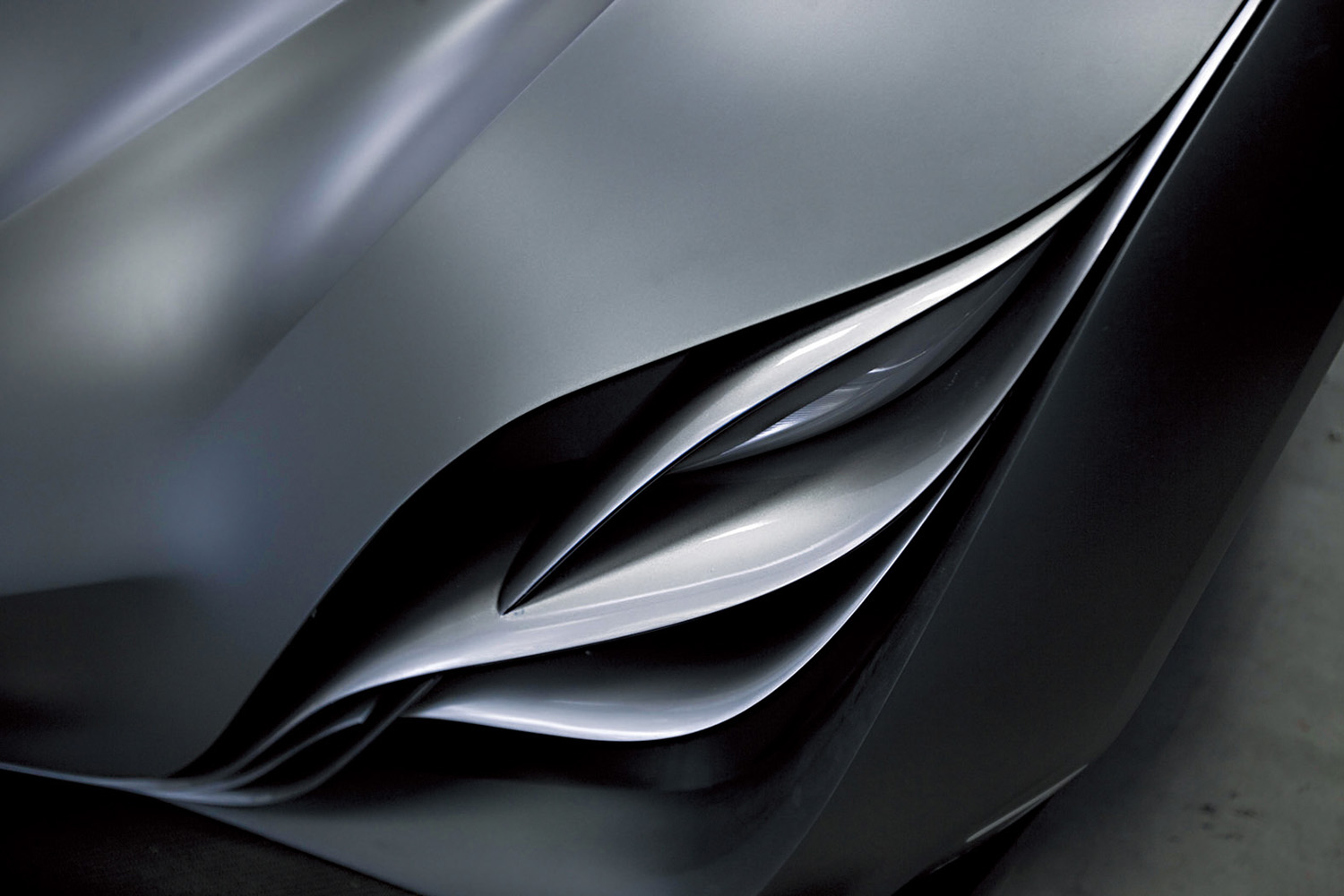 ３ローターエンジン搭載のマツダ「風籟（ふうらい）」を知っているか 〜 画像2