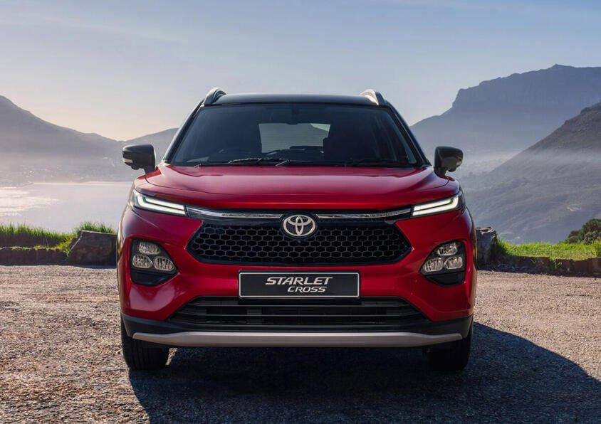 オヤジ感涙の車名「スターレット」が南アフリカで生き残っている！　よく見るとその顔は……馴染みのあるアイツだった