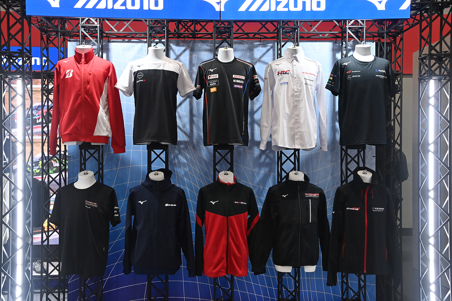 大阪オートメッセ2026のミズノブースの様子