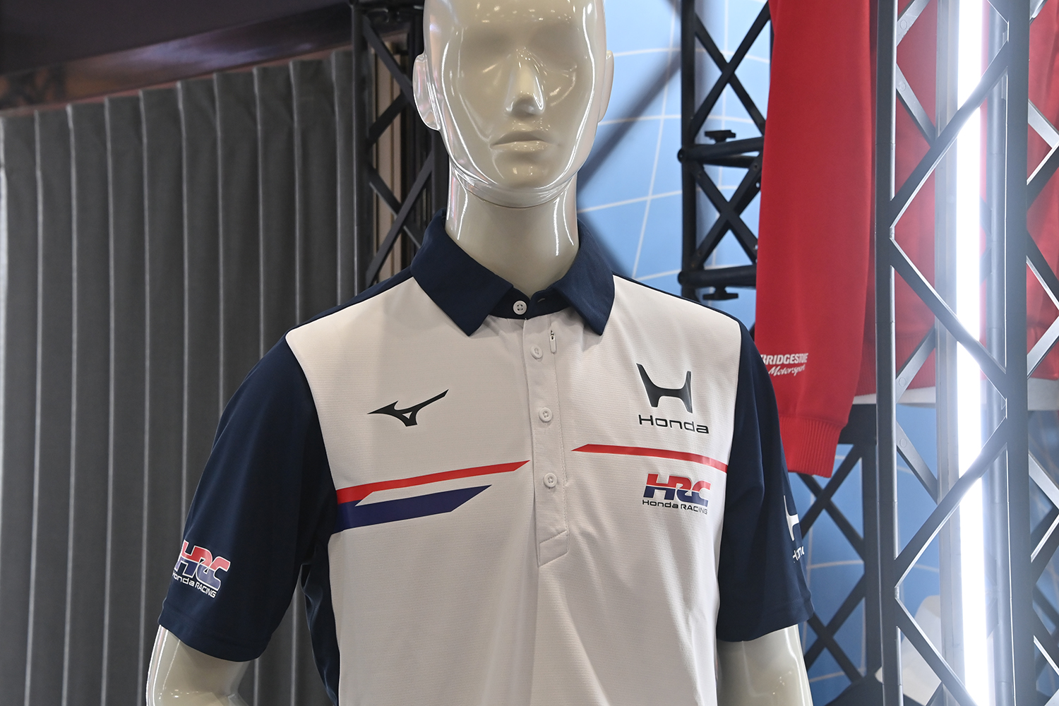 ミズノが手掛けたHRCのチームウェアを初公開！【大阪オートメッセ2026】 〜 画像23