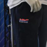 【画像】ミズノとクルマ業界との繋がりがますます太くなる！　HRCに提供するウェアの現物がついに登場【大阪オートメッセ2026】 〜 画像15