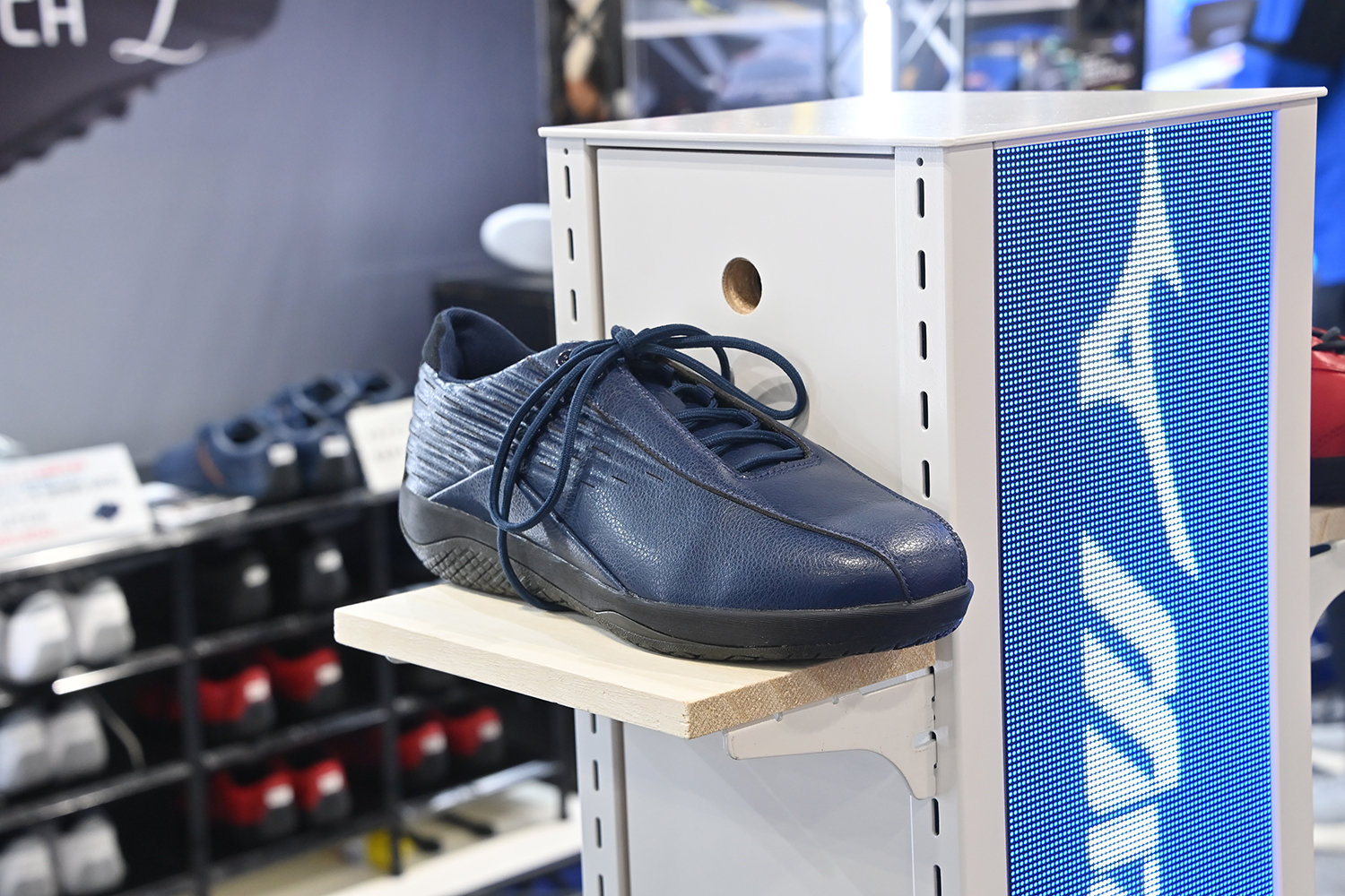 ミズノが手掛けたHRCのチームウェアを初公開！【大阪オートメッセ2026】 〜 画像3